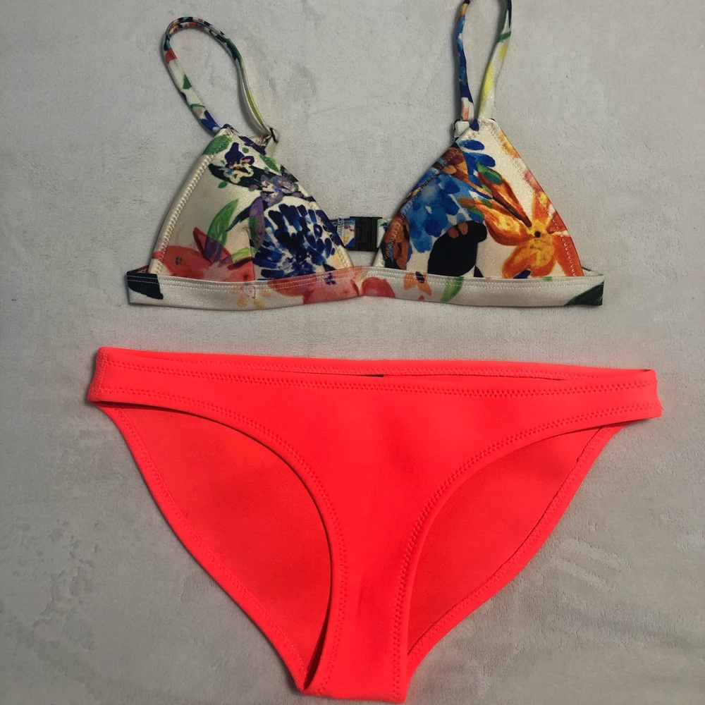 TRIANGL “Missy” bikini top and bottoms